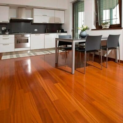 Assoalho de Madeira Grápia de alta resistência