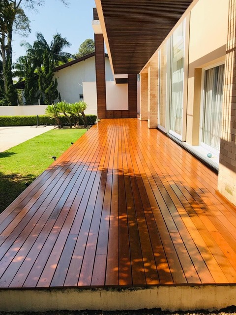 Deck de Madeira Cumaru para área externa